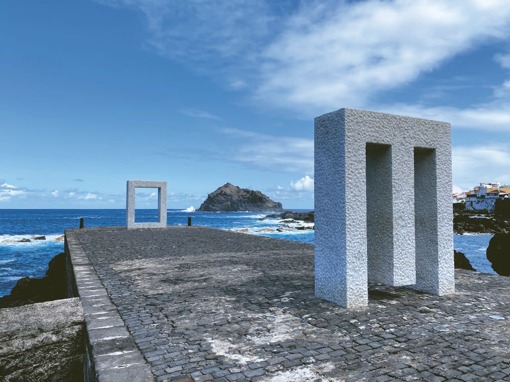 Monument im alten Hafen Garachico Teneriffa